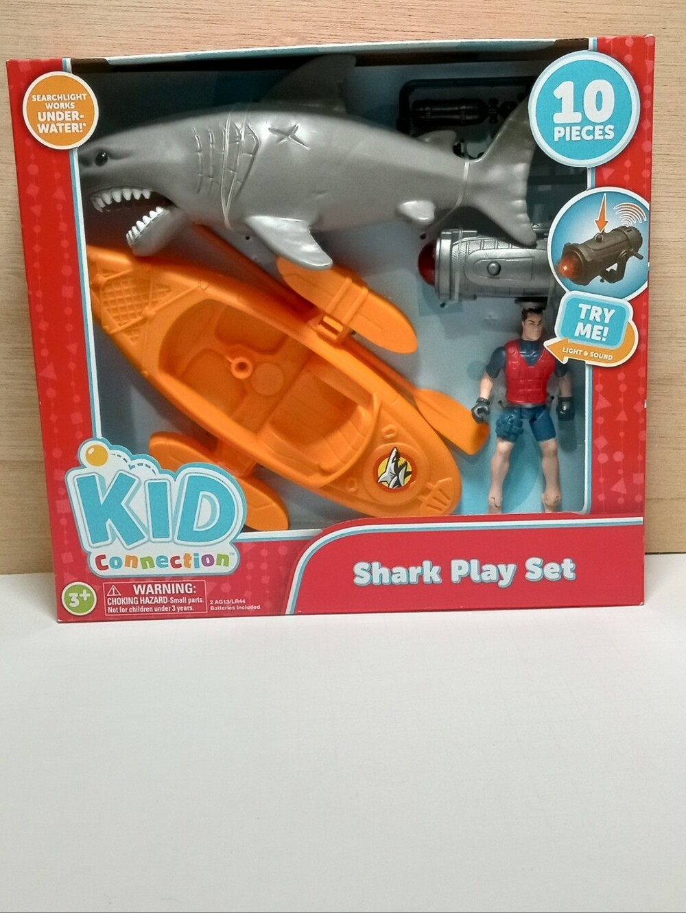 Kid Connection Shark Playset 10 Piece Light & Sound Shark Set Needs Batteries